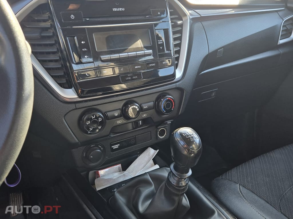 Isuzu D-Max Space Cab 4WD L