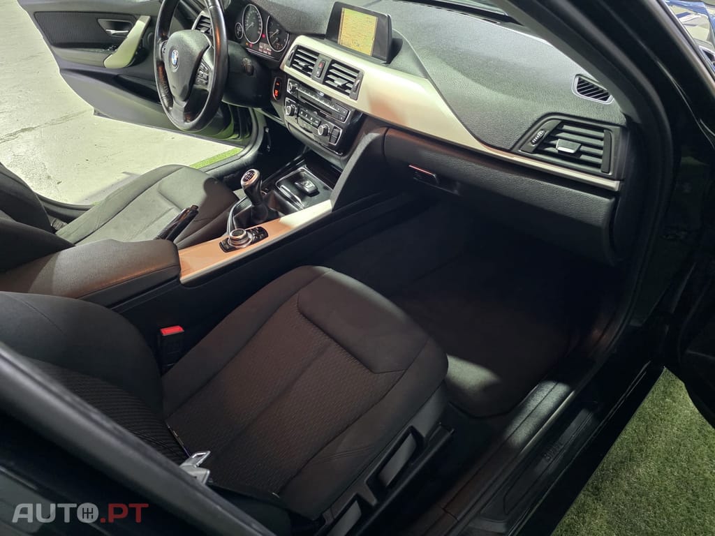 BMW 320 d Touring EfficientDynamics