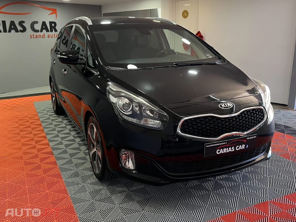 Kia Carens 1.7 CRDi ISG TX