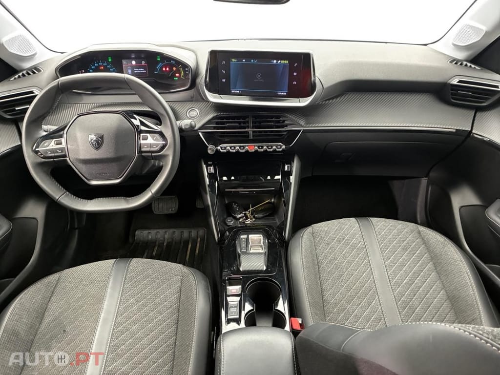 Peugeot E-208 50 kWh Style