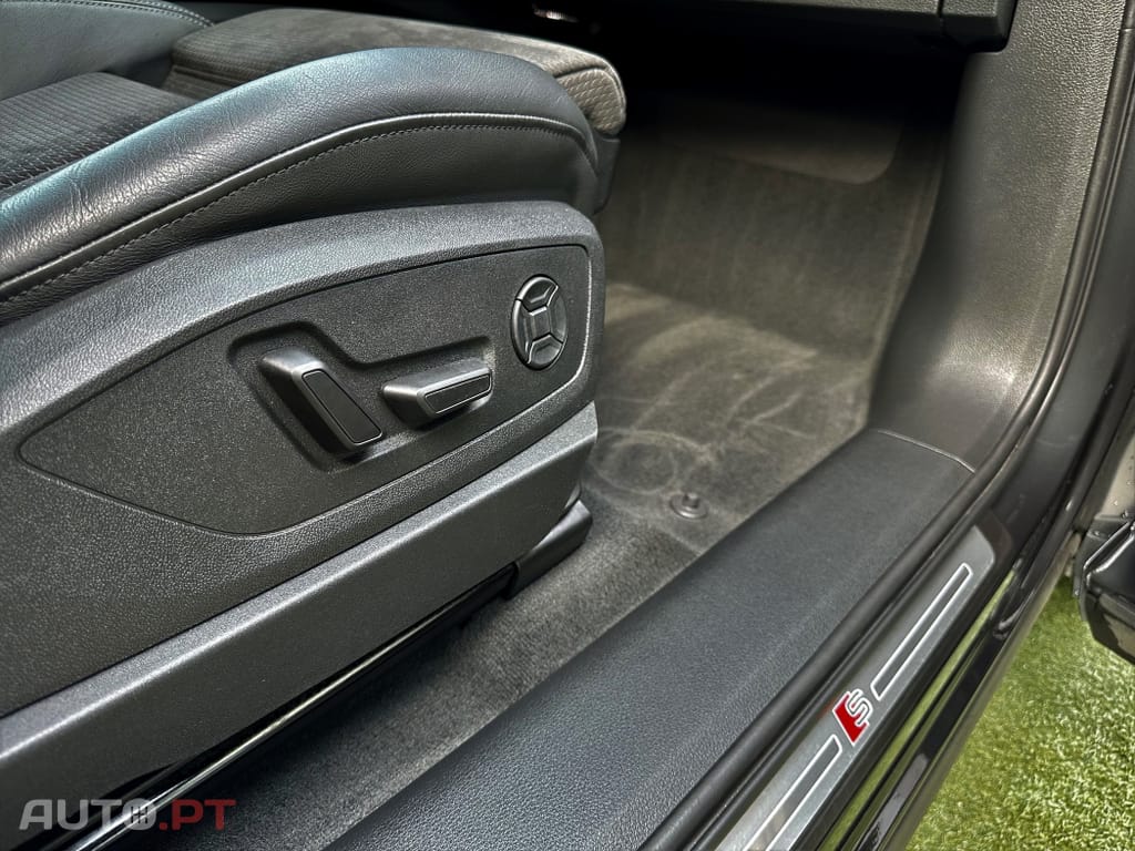 Audi E-Tron 55 quattro S line