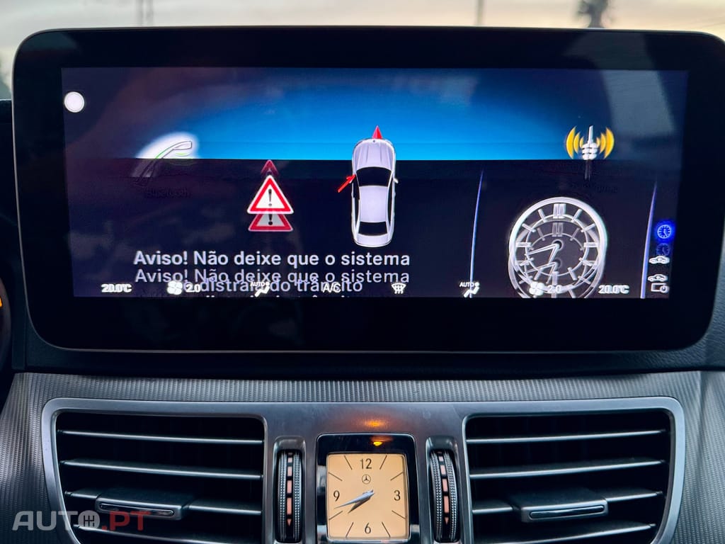 Mercedes-Benz E 300 BlueTEC Hybrid Avantgarde