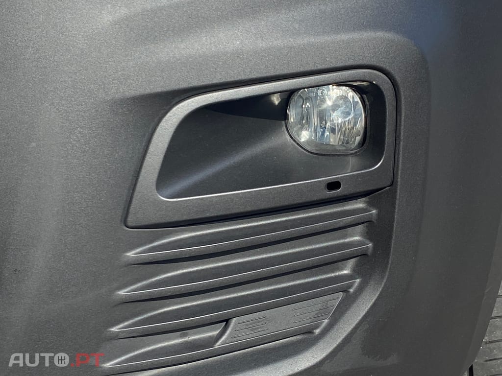 Peugeot Partner 1.6 HDI L1  100cv Carplay  Nacional Só 99 mil kms