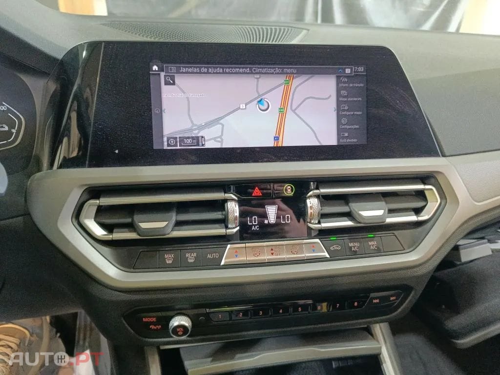 BMW 330 e Touring Corporate Edition Auto