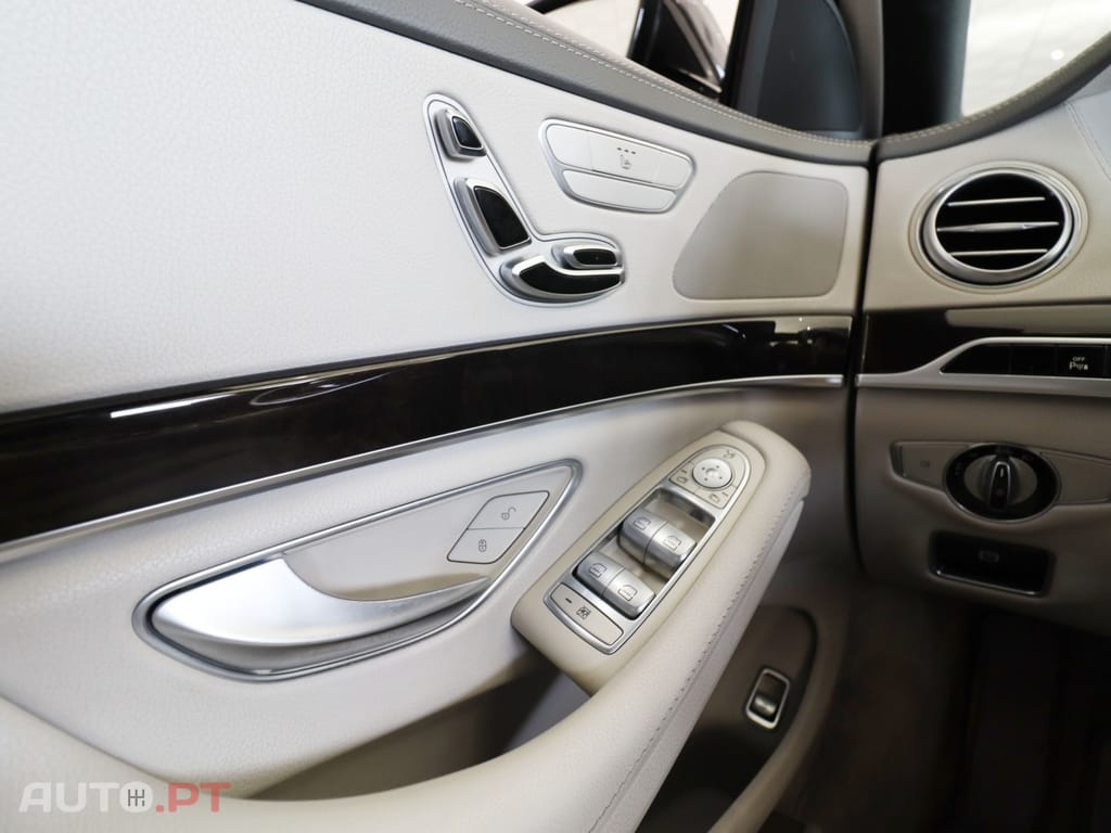 Mercedes-Benz S 300 BlueTEC Hybrid