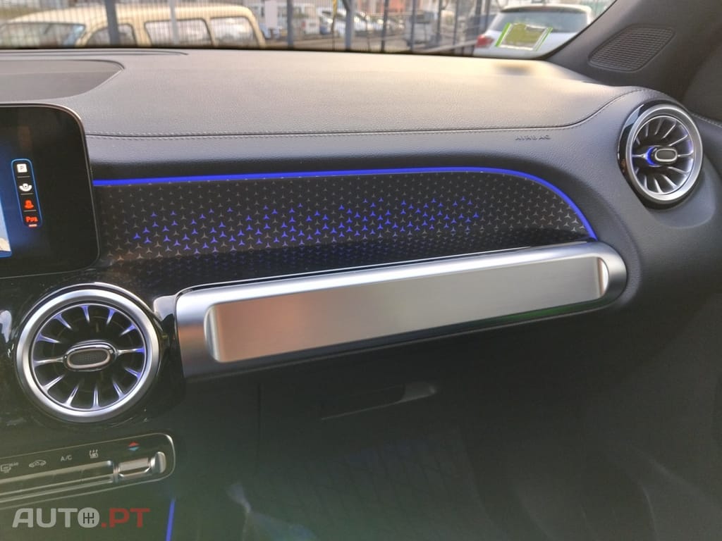 Mercedes-Benz EQB 250 AMG Line