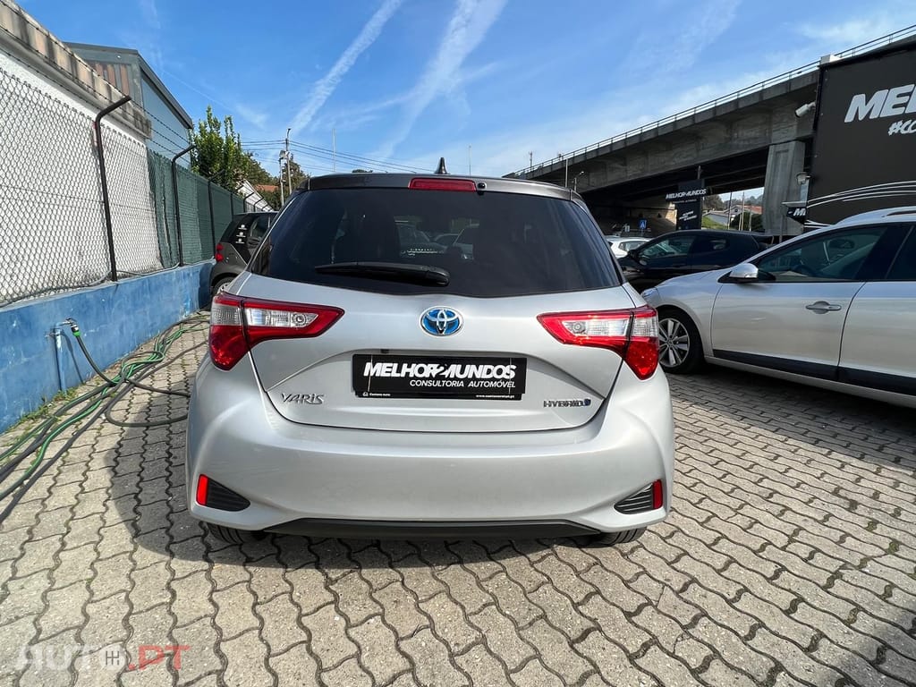 Toyota Yaris 1.5 HSD 20 Anos