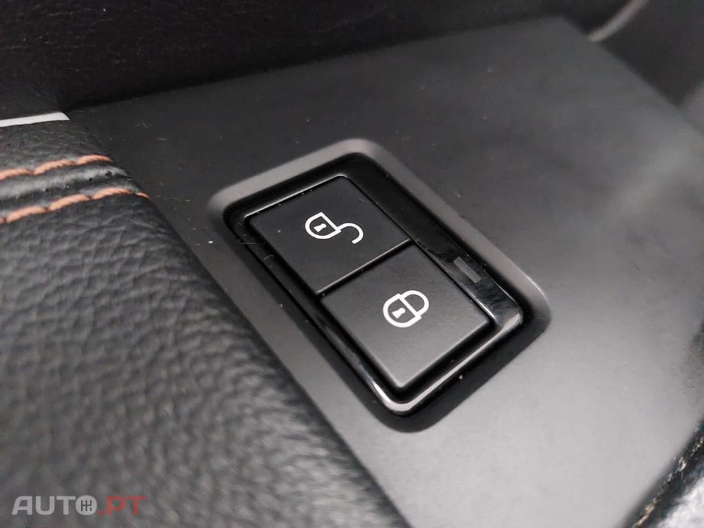 Jaguar F-Pace 2.0 i4D Prestige AWD