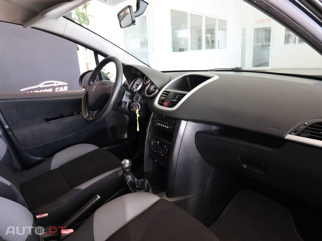 Peugeot 207 1.4 16V Active