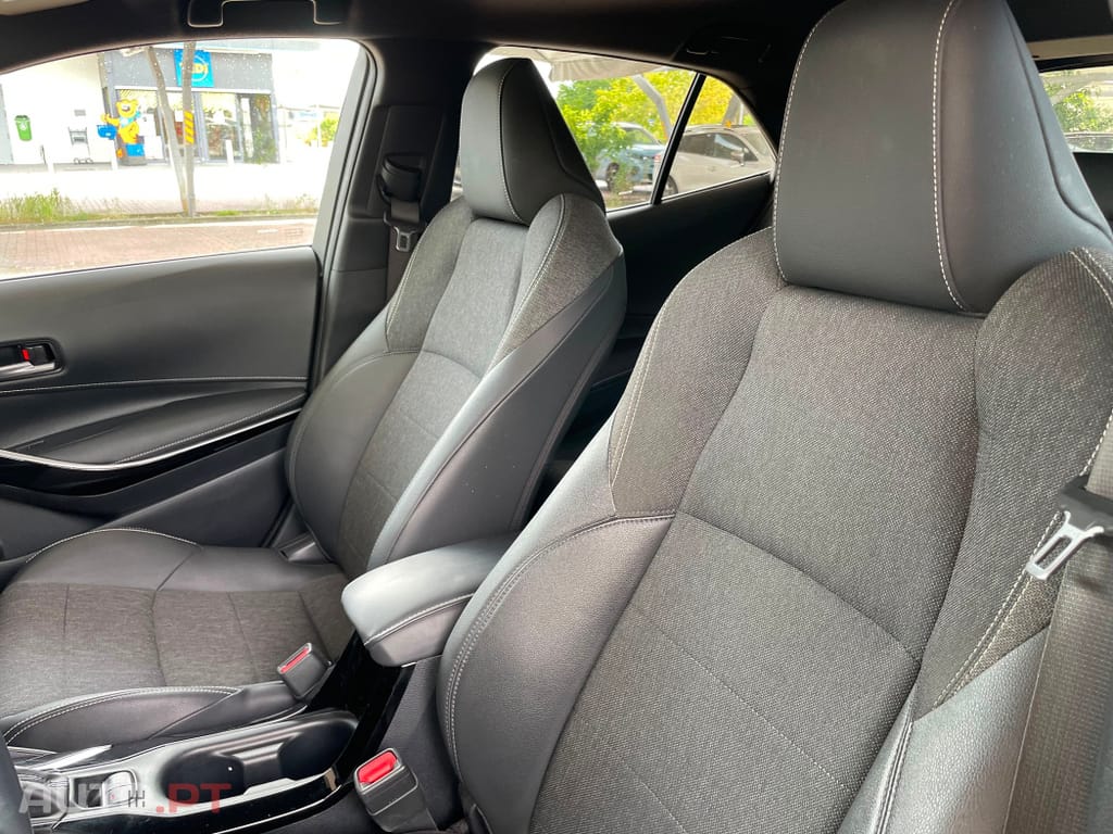 Toyota Corolla 1.8 Hybrid Comfort