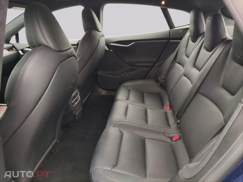 Tesla Model S Maximale Reichweite I.V.A DEDUTIVEL 