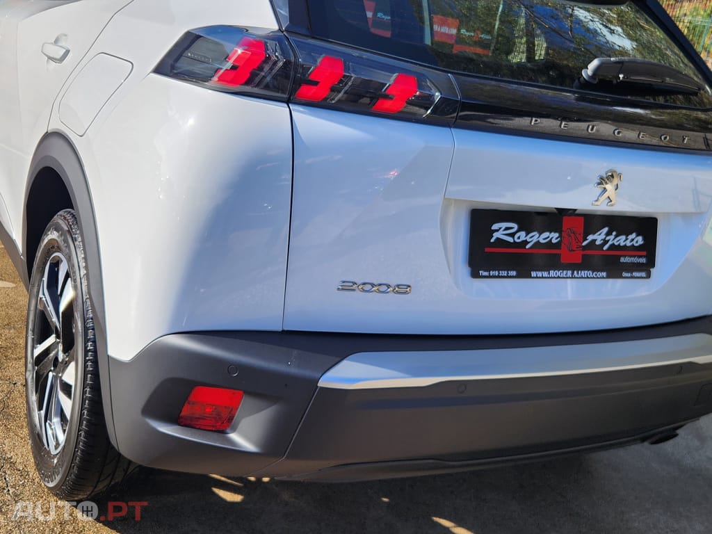 Peugeot 2008 1.5 BlueHDi Allure
