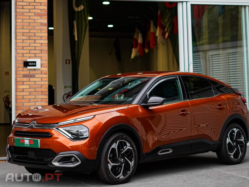 Citroen C4 1.2 PureTech Max EAT8