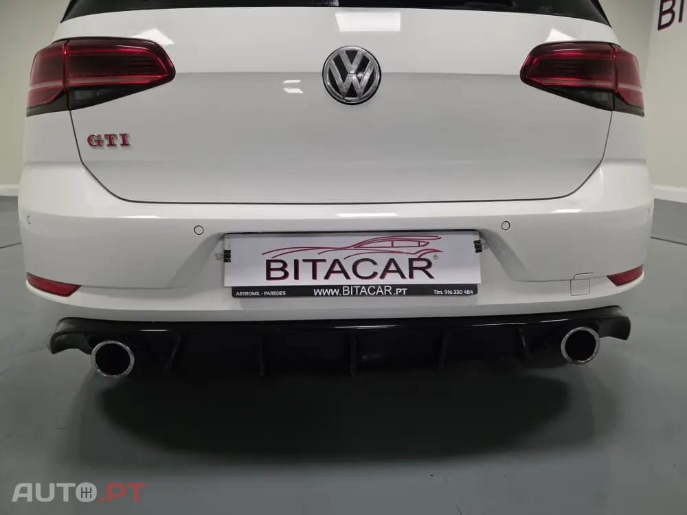 Volkswagen Golf 2.0 TSI GTI DSG Performance
