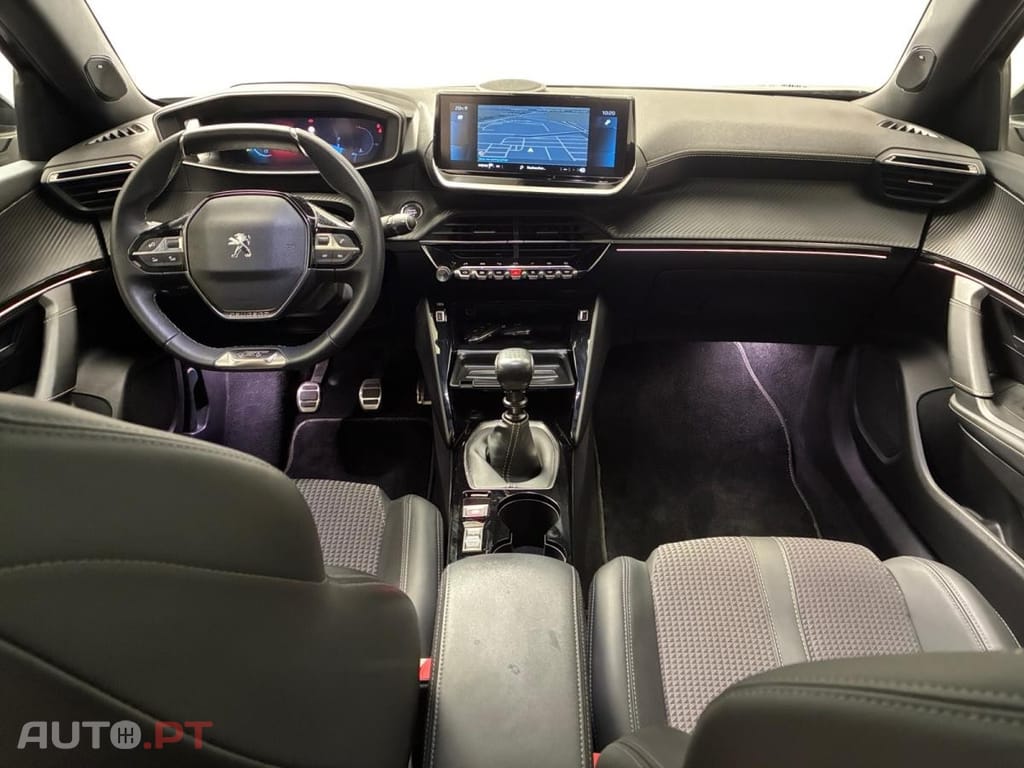 Peugeot 2008 1.2 PureTech GT