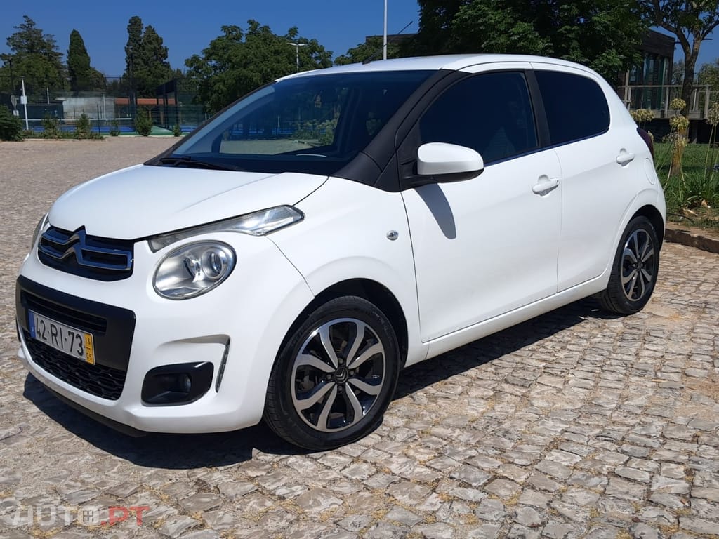 Citroen C1 1.2 VTi Shine