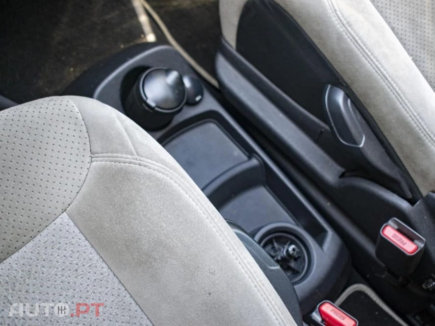Citroen C4 Picasso Outro