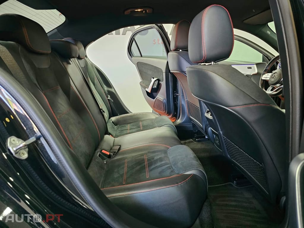 Mercedes-Benz A 250 e AMG Line