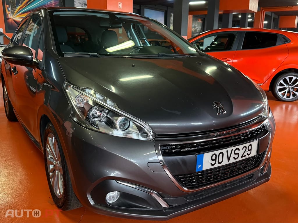 Peugeot 208 1.5 BlueHDi Allure Pack