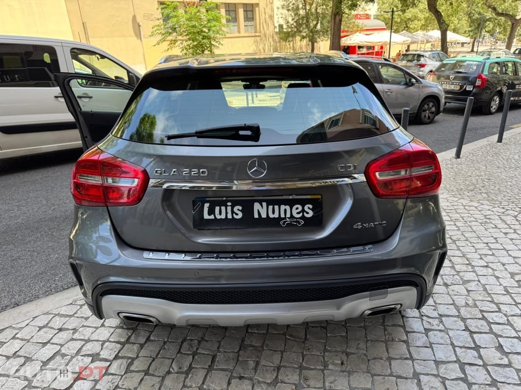 Mercedes-Benz GLA 220 CDi AMG Line 4-Matic