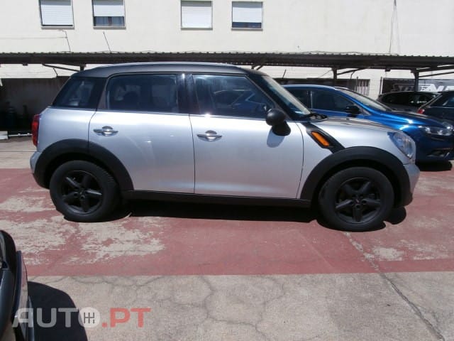 MINI Countryman One D