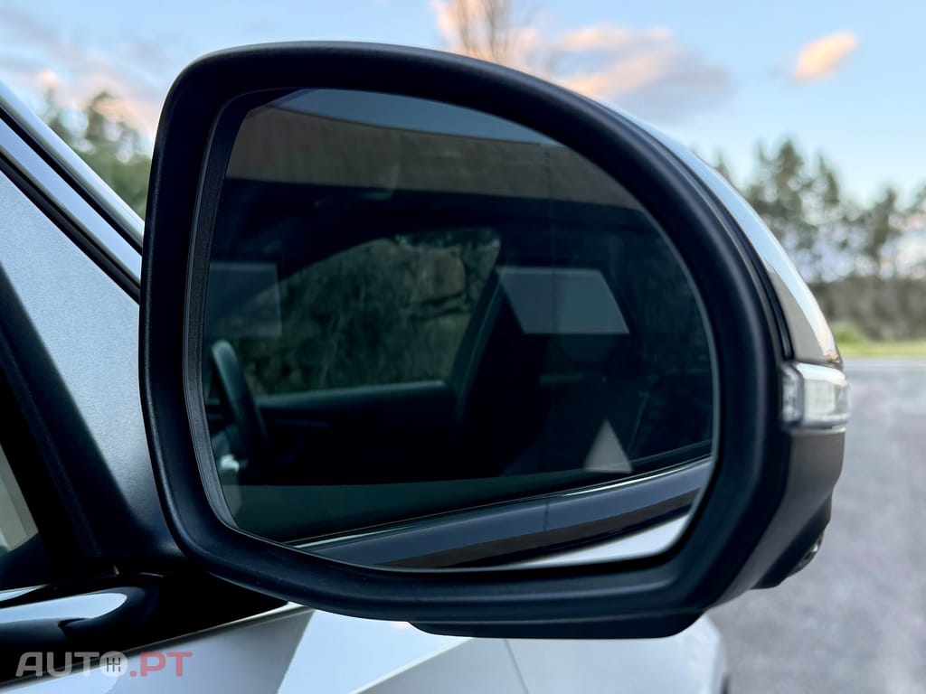 Mercedes-Benz C 300 e AMG Line