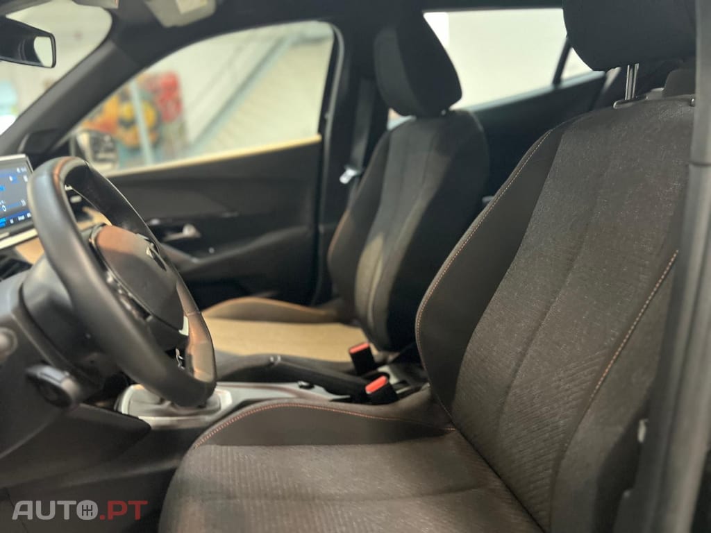 Peugeot 2008 1.2 Style