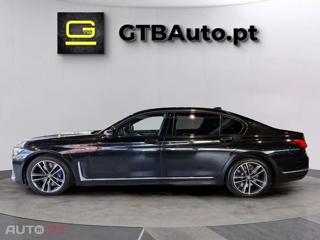 BMW 745 xDrive longo