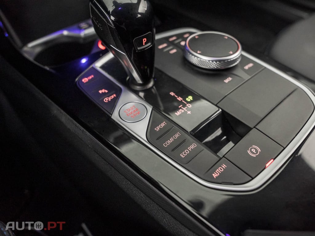 BMW 216 d Corporate Edition