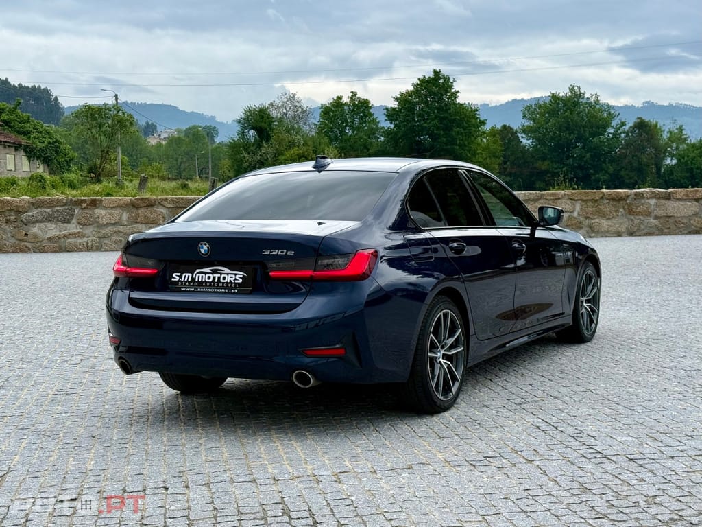 BMW 330 e Corporate Edition Auto