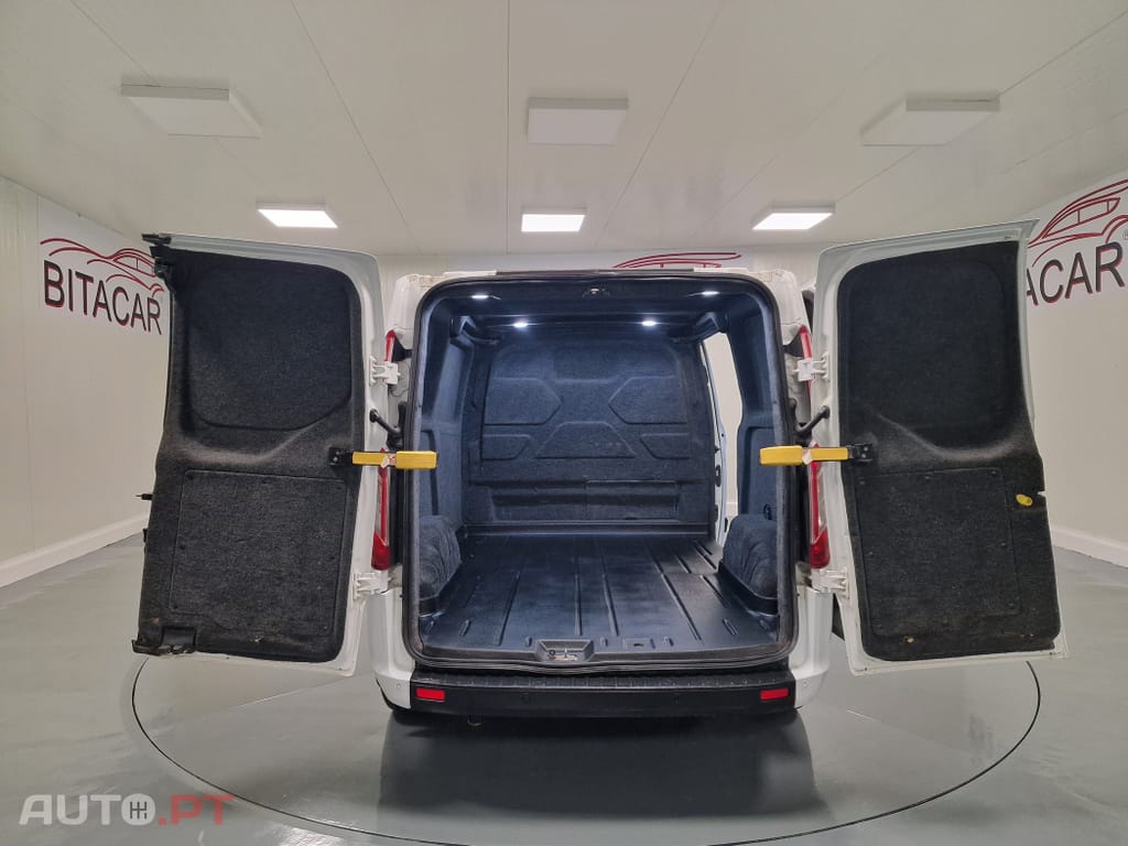 Ford Transit Custom 310L1 2.0 TDCi H1-Tecto Baixo Trend