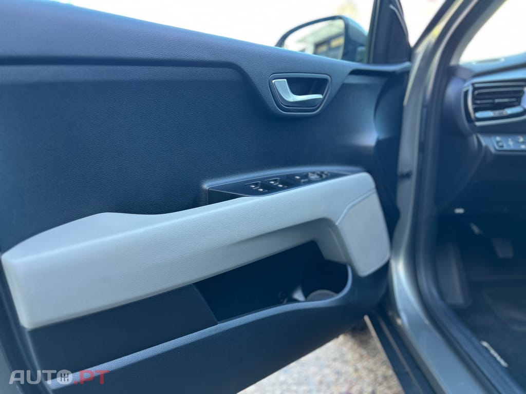 Kia Stonic 1.0 T-GDi TX