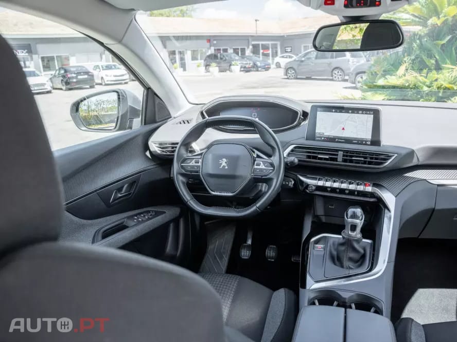Peugeot 3008 1.5 BlueHDi Active