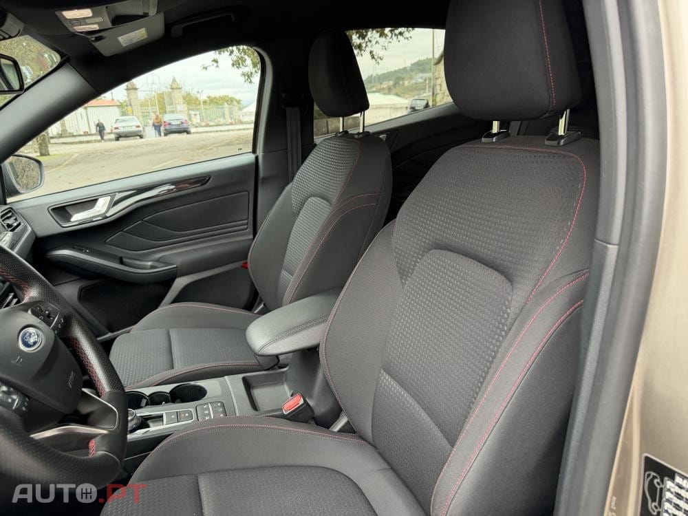 Ford Focus 1.0 EcoBoost S&S Aut. ST-Line