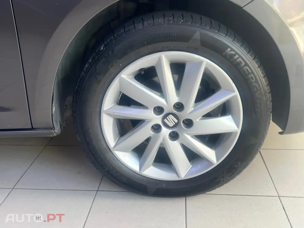 SEAT Ibiza 1.2 TDI I-Tech — fotografia 11