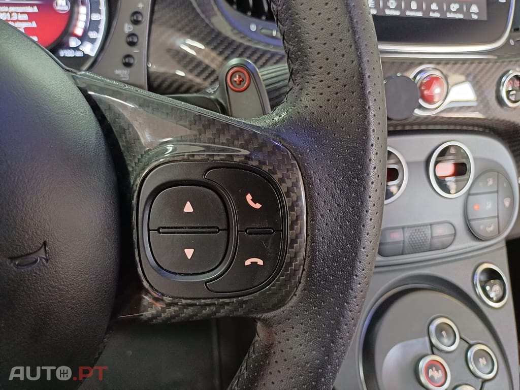 Fiat 500 Abarth 595 Competizione 70 anos