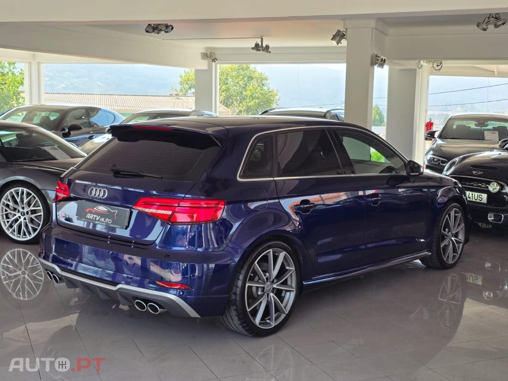 Audi S3 TFSI quattro S tronic