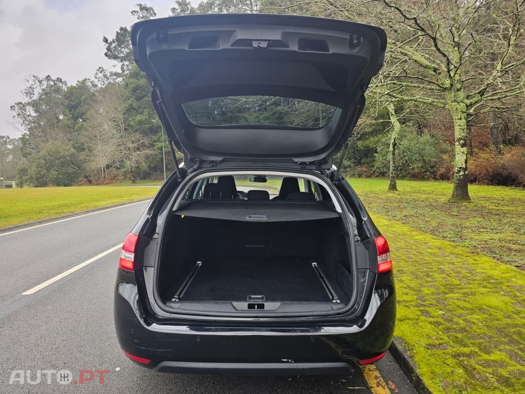 Peugeot 308 SW 1.6 BlueHDi Active J17