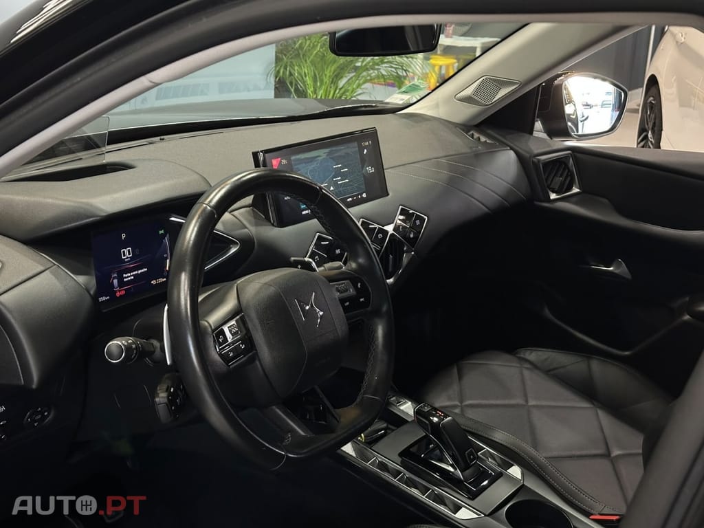 DS 3 1.2 PureTech Performance Line EAT8 — fotografia 6