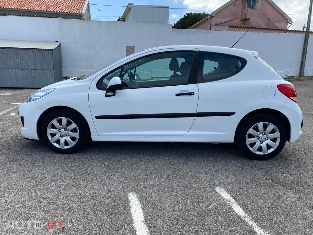 Peugeot 207 1.4 HDi