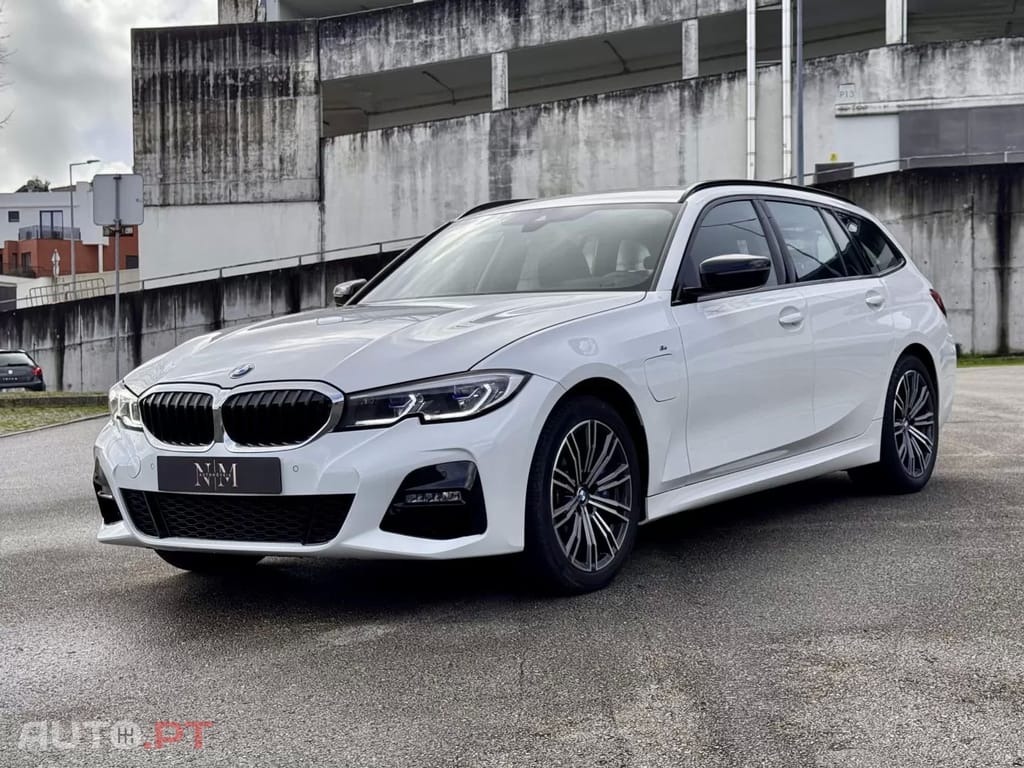 BMW 330 e Pack M Auto