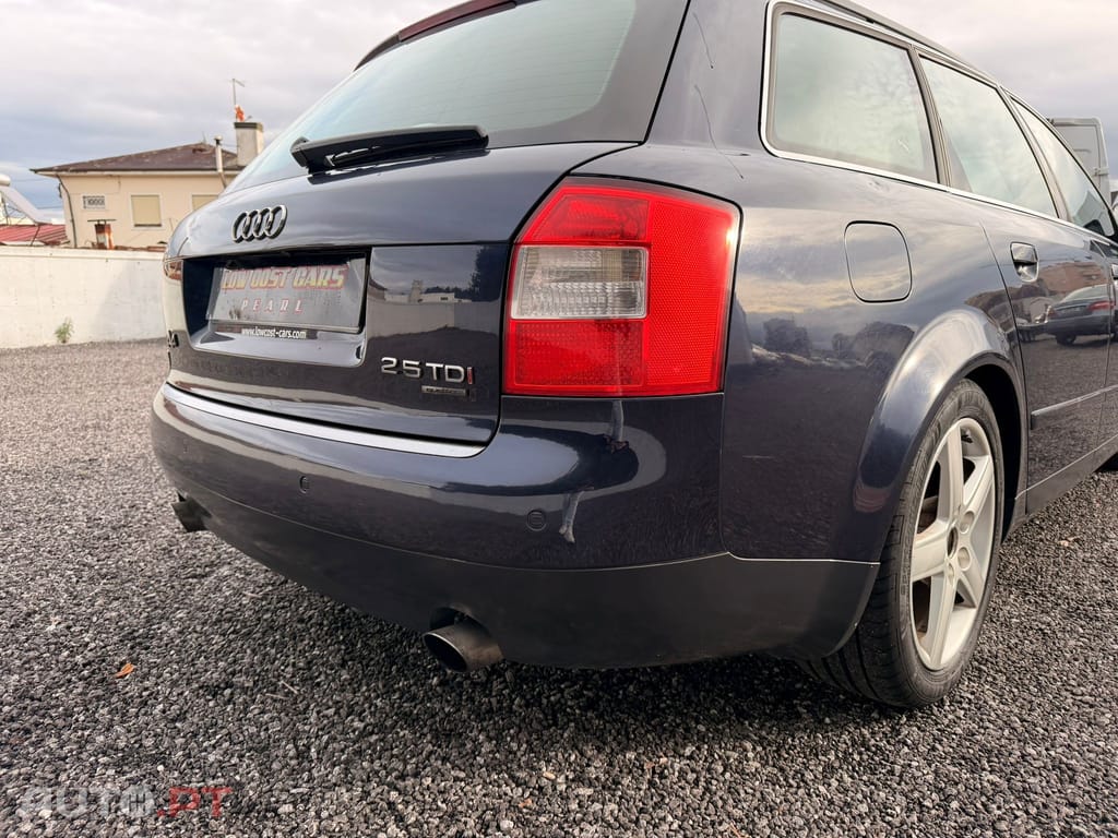 Audi A4 Avant 2.5 TDi quattro