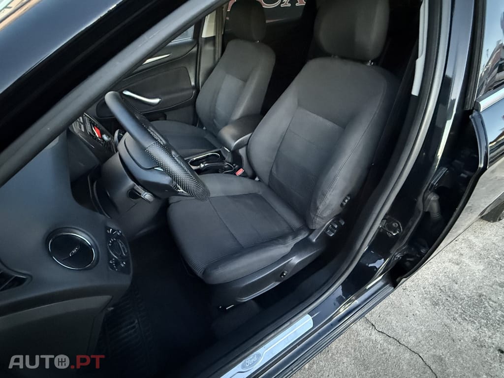 Ford Mondeo SW 1.8 TDCi Titanium