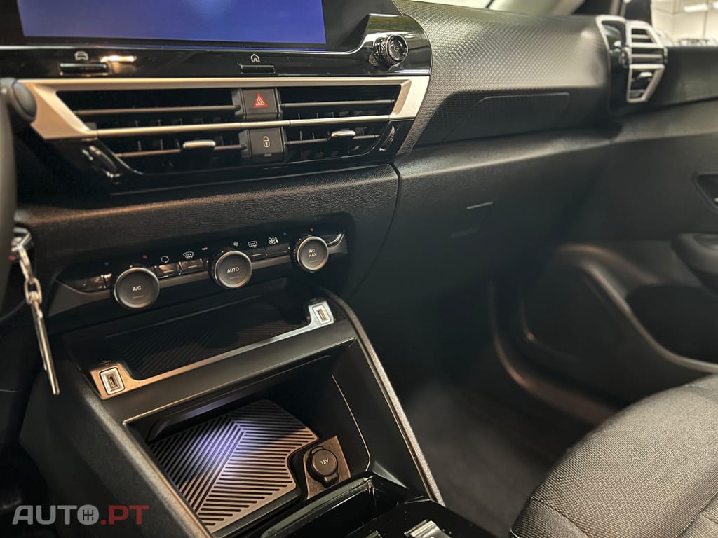 Citroen C4 1.2 Hybrid Plus e-DSC6