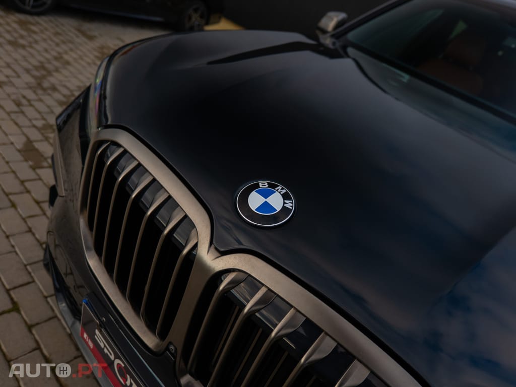 BMW X7 M50d