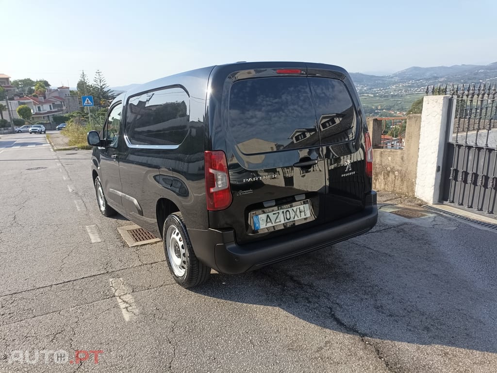 Peugeot Partner 1.5 BlueHdi Longa 2023 23.000Km