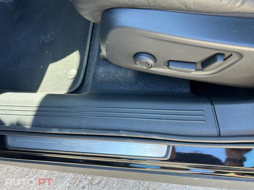 Volvo XC40 1.5 T4 PHEV Plus Dark