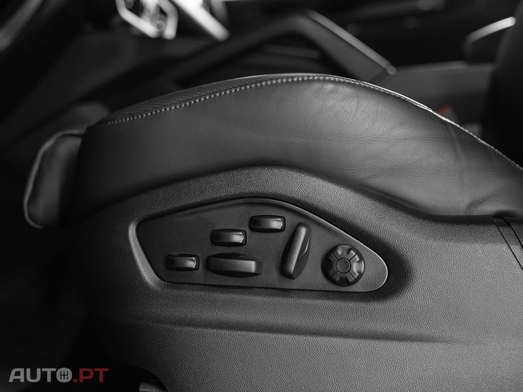 Porsche Cayenne Turbo E-Hybrid Pacote GT