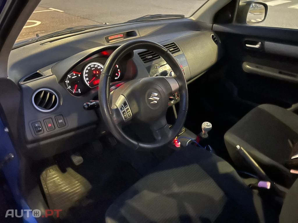 Suzuki Swift 1.3 DDiS GL