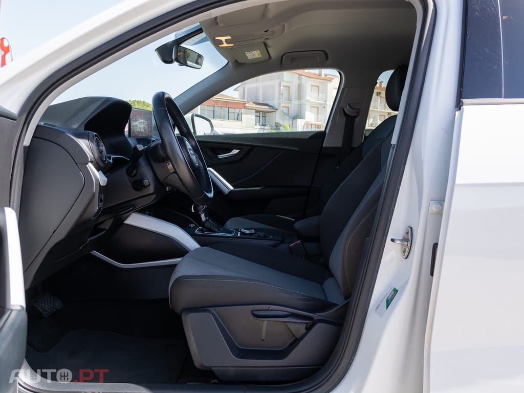 Audi Q2 30 TDI S tronic